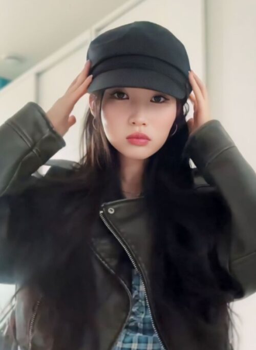 Black Casual Beret Hat | Asa - BabyMonster
