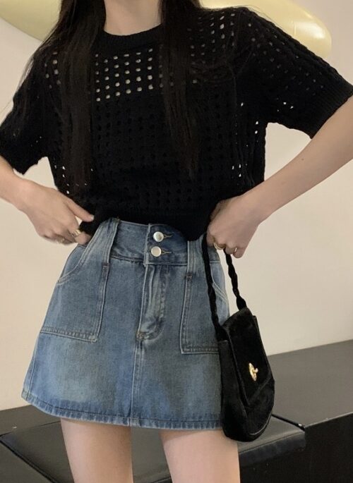 Black Hollow Knit T-Shirt | Lisa - BlackPink