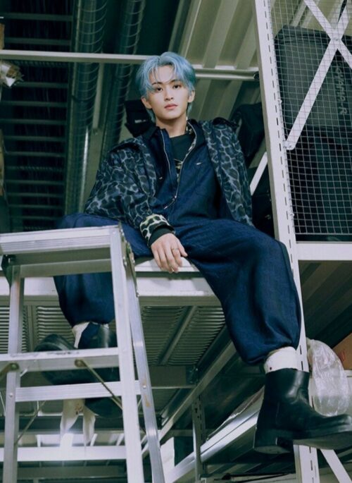 Blue Leopard Pattern Fluffy Jacket | Mark - NCT