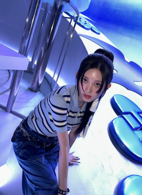 Blue Striped Polo Shirt | Gaeul - IVE