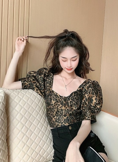 Brown Leopard Print Bustier Crop Top | Jisoo – BlackPink