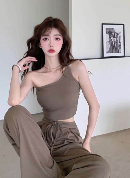 Brown One Shoulder Crop Top | Jisoo – BlackPink