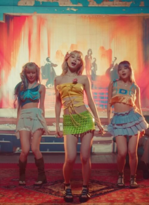 Green Sequins Skirt | Chaewon - Le Sserafim