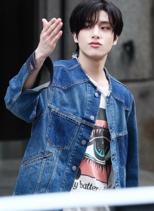 Blue Collarless Denim Jacket | Jake - Enhypen