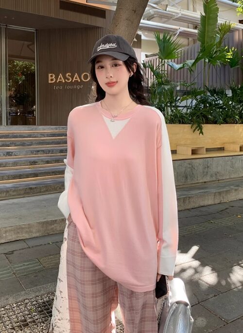 Pink Crewneck Long Sleeve T-Shirt | Minji - NewJeans