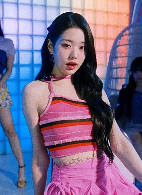 Pink Asymmetric Stripe Top | Wonyoung - IVE