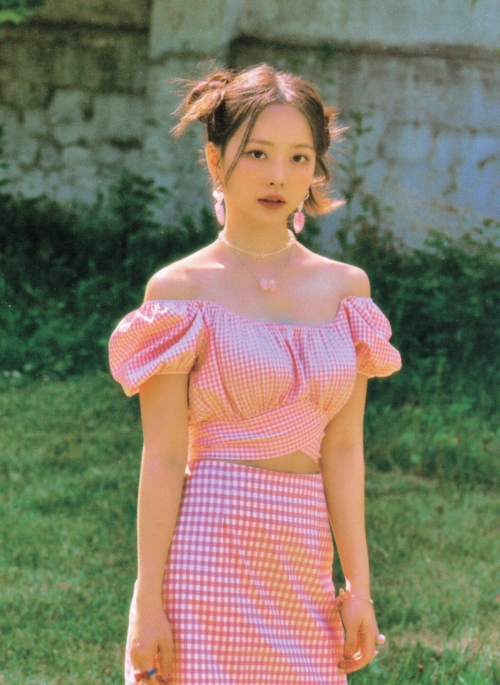 Red Gingham Puff Sleeves Crop Top | Vivi - Loona