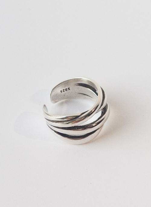 Silver Double-Cross Ring | Seulgi - Red Velvet
