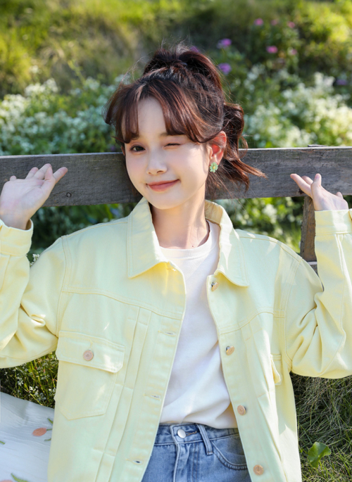 Yellow Cropped Denim Jacket | Sunoo - Enhypen