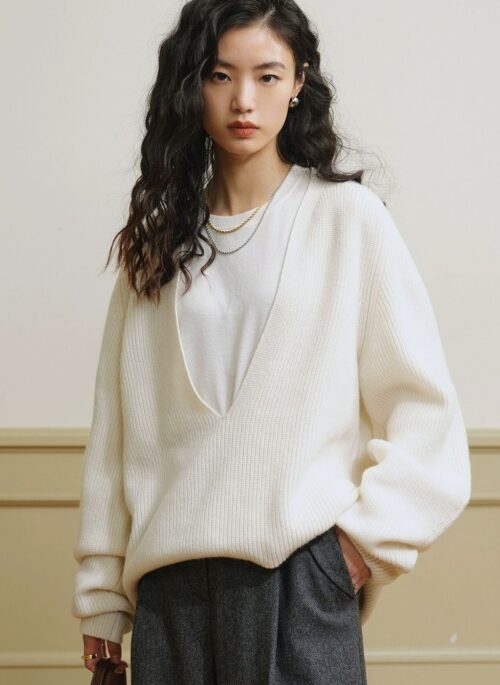 White Deep V-Neck Sweater | Jungwon - Enhypen