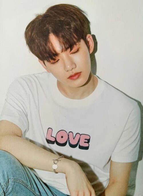 White 'Love' Print Sweatshirt | Junkyu - Treasure