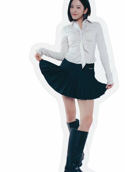 White Ruched Slim Fit Collared Blouse | Yujin - IVE