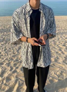 White Snake Short Sleeves Shirt | Hyein – NewJeans