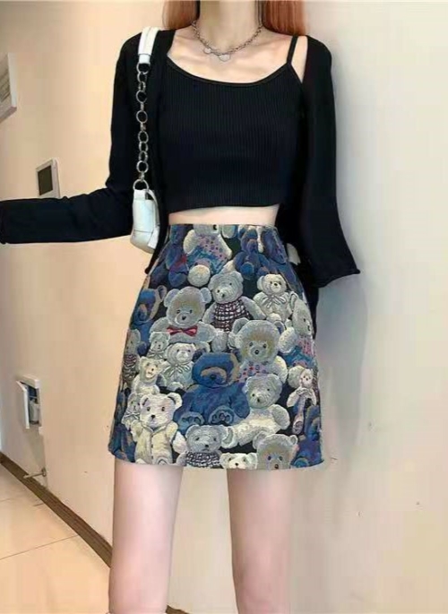 Blue Bear Print Skirt | Wonyoung - IVE